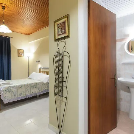 Hotel Artemis Amoudi